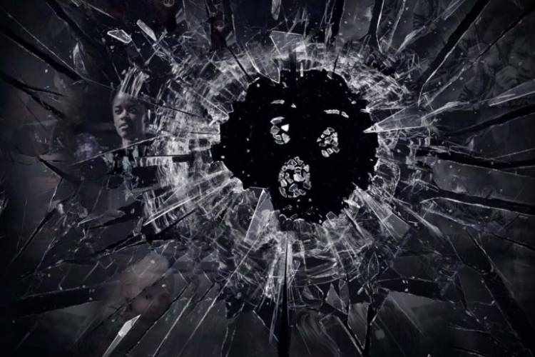 5 Saatlik Black Mirror Filmi Geliyor!